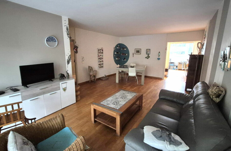 Croix Barbieux, Appartement 100 m², 3 chambres, terrasse + garage