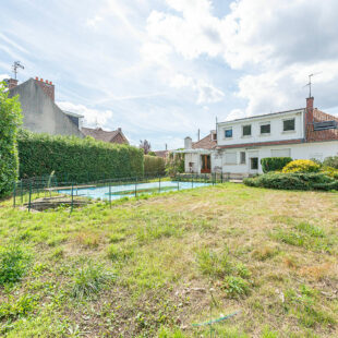 PAVILLON INDIVIDUEL SEMI PLAIN PIED DE 180 M².