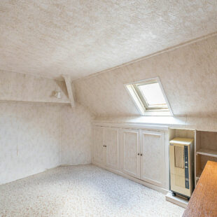PAVILLON INDIVIDUEL SEMI PLAIN PIED DE 180 M².