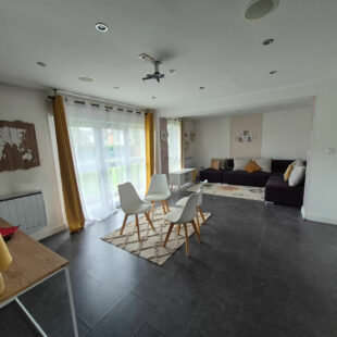 LILLE limite LOOS  T3 avec balcon et cave