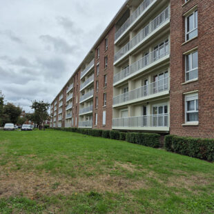 LILLE limite LOOS  T3 avec balcon et cave