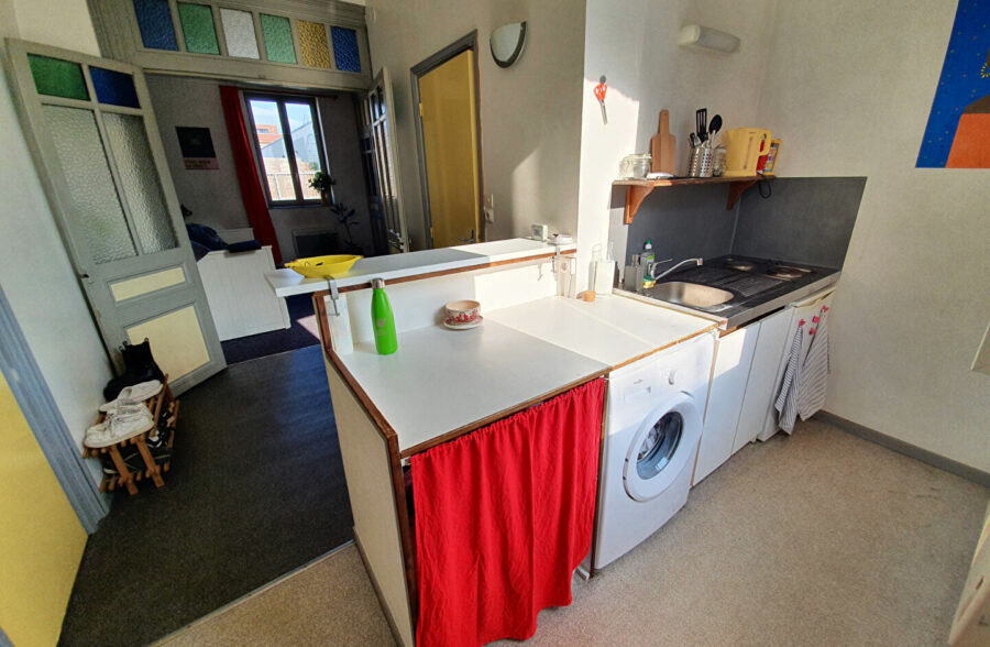 LILLE WAZEMMES : Immeuble de rapport de 170 m² loi carrez – 7 appartements