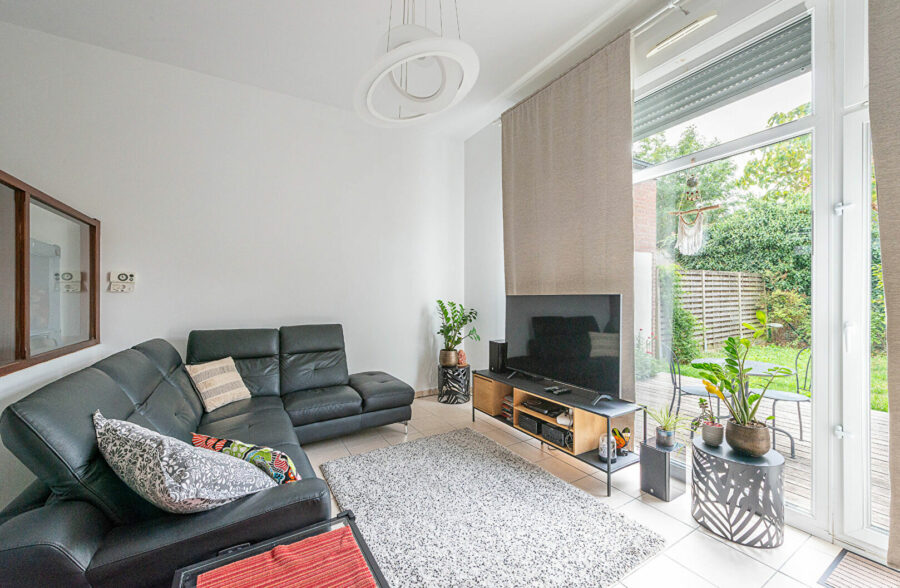 MAISON DE 97 M² AVEC GARAGE