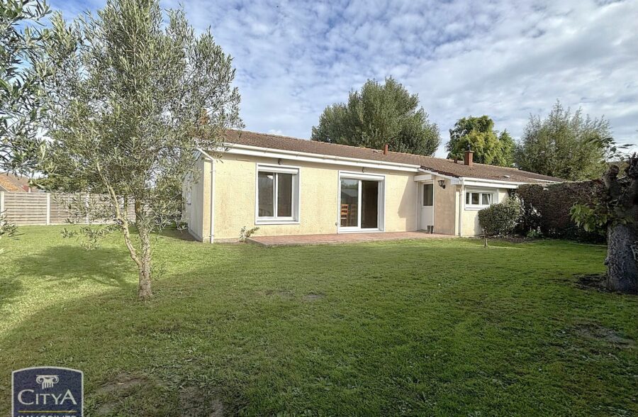 Maison Avec Terrain LOON-PLAGE 4 pièce(s)
