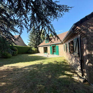 MONT D’HALLUIN – SUPERBE PLAIN-PIED INDIVIDUEL 150m² AVEC FORT POTENTIEL D’ÉVOLUTION