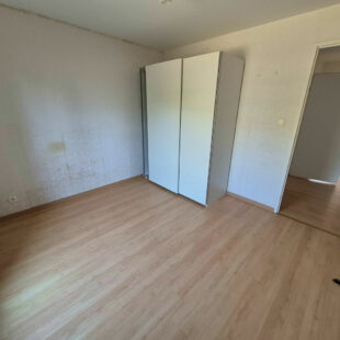 Appartement Berck 51.34 m2 , 2 chambres ,en rez de jardin avec place de parking .