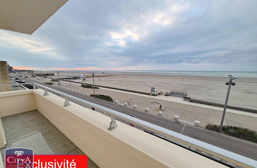T2  dans un cadre privilégié face à la mer BERCK