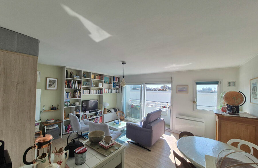Grand Studio de 32 m2 entre plage et commerces