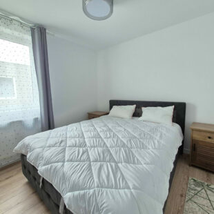 GROFFLIERS , Chalet neuf de plain pied 3 chambres , toutes options , en frais de notaire réduits , avec piscine chauffée !!