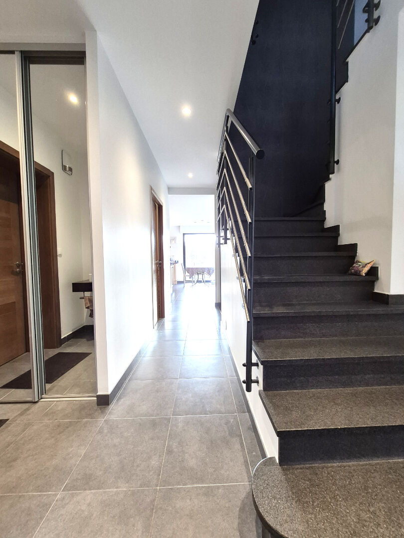Maison Cambrai 10 pièce(s) 200 m2