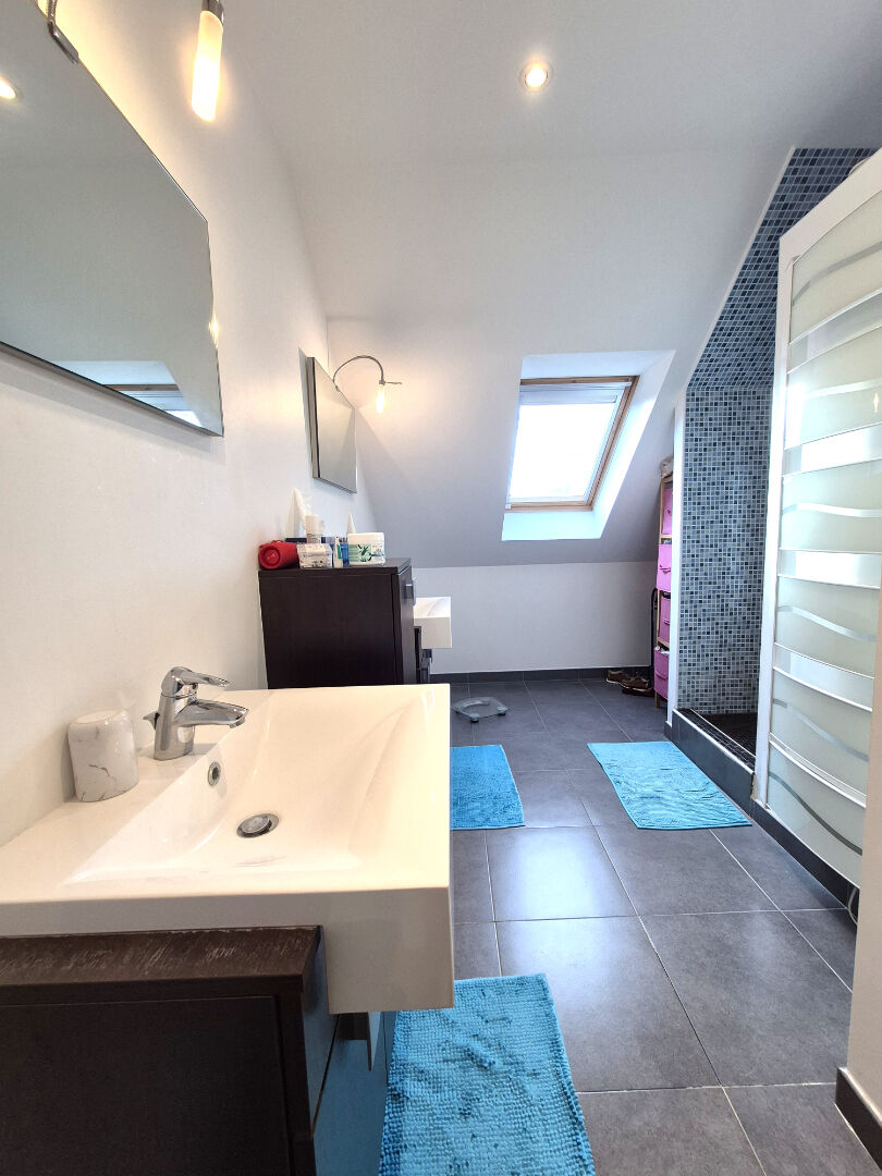 Maison Cambrai 10 pièce(s) 200 m2