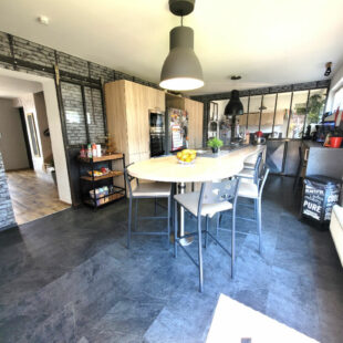 Maison Cambrai 10 pièce(s) 200 m2