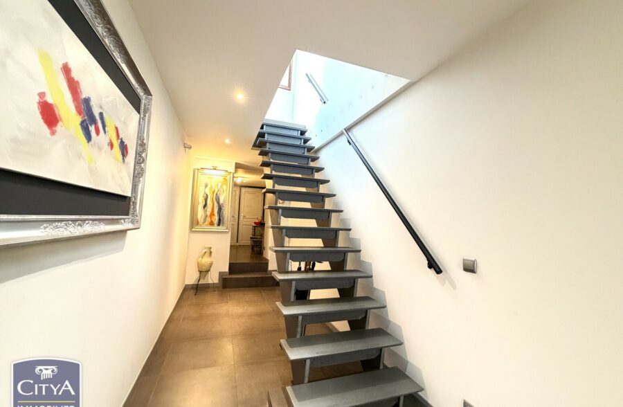 Maison Avec Terrain Le Cateau-Cambrésis 5 pièce(s)