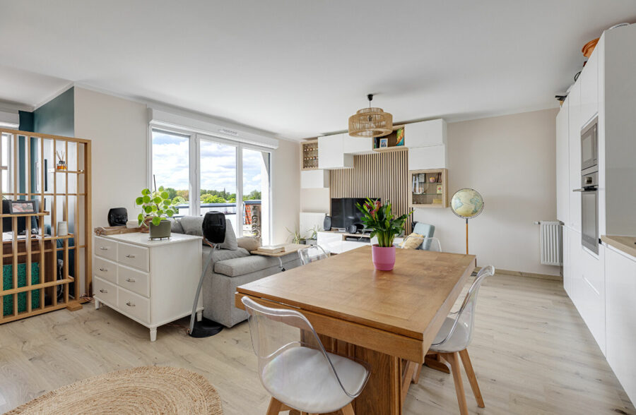CROIX HYPER-CENTRE , Appartement T3 évolutif en T4 avec terrasse et garage