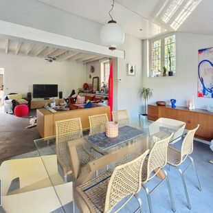 Maison de type fermette avec caractère et déco contemporaine