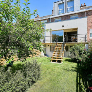 Pont Royal – Proche Deûle, commerces et transports, magnifique bel-étage avec 4 chambres, garage et jardin sud ouest