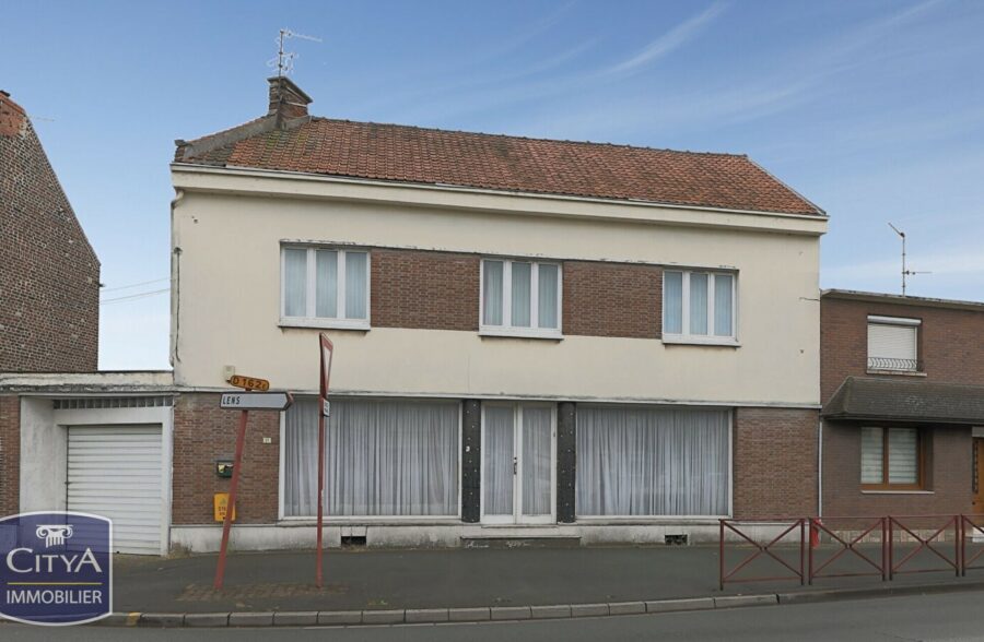 Maison Loison-Sous-Lens 185 m², jardin , 3 garages.
