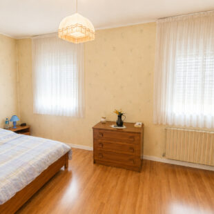 Maison 7 pièces 210 m2 5 chambres