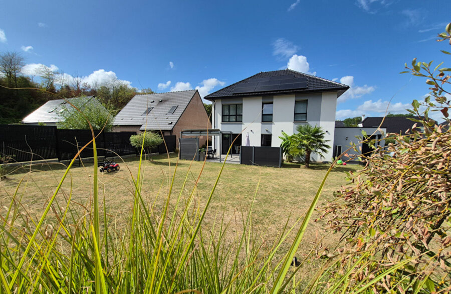 Pavillon individuel récent 140m²