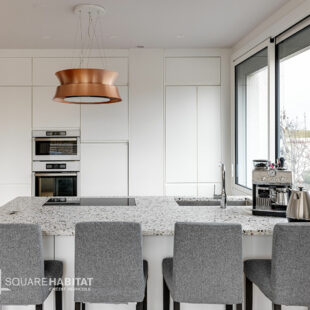 VAUBAN SUPERBE APPARTEMENT AVEC MAGNIFIQUE TERRASSE, CAVE ET GRAND GARAGE