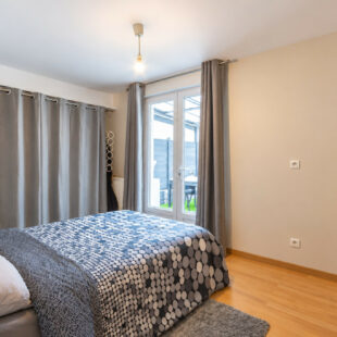 LILLE WAZEMMES: Maison 4 chambres cour et terrasse