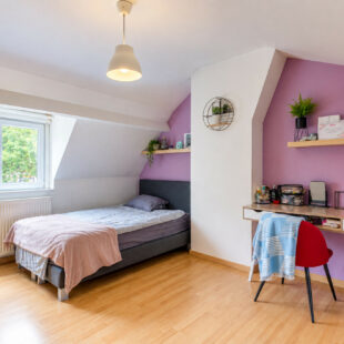 LILLE WAZEMMES: Maison 4 chambres cour et terrasse