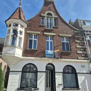 Maison de caractère 133m² habitables -5 chambres sur Saint-venant