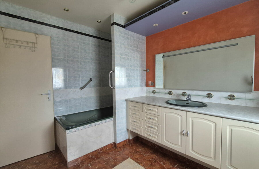 Maison 4 pièces 91 m² · à Lille · 90,5 m² · 254 000 €