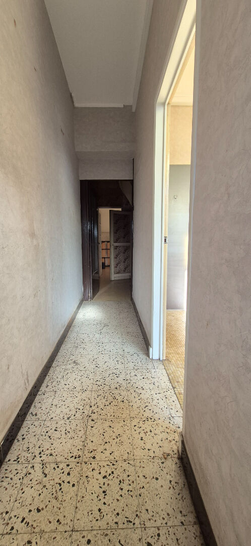 Immeuble 115 m² · à Loos · 115 m² · 130 000 €