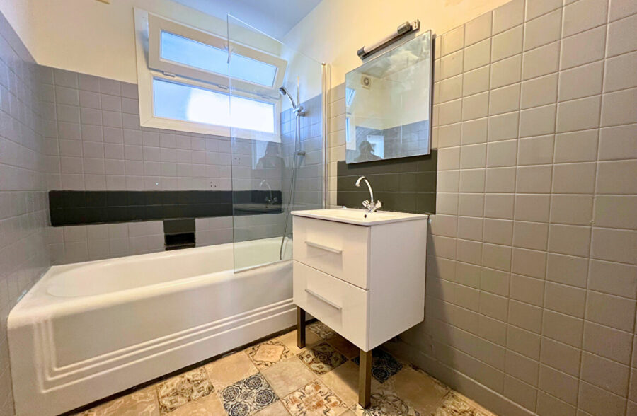 Appartement 5 pièces 85 m² · à La Madeleine · 85 m² · 230 000 €