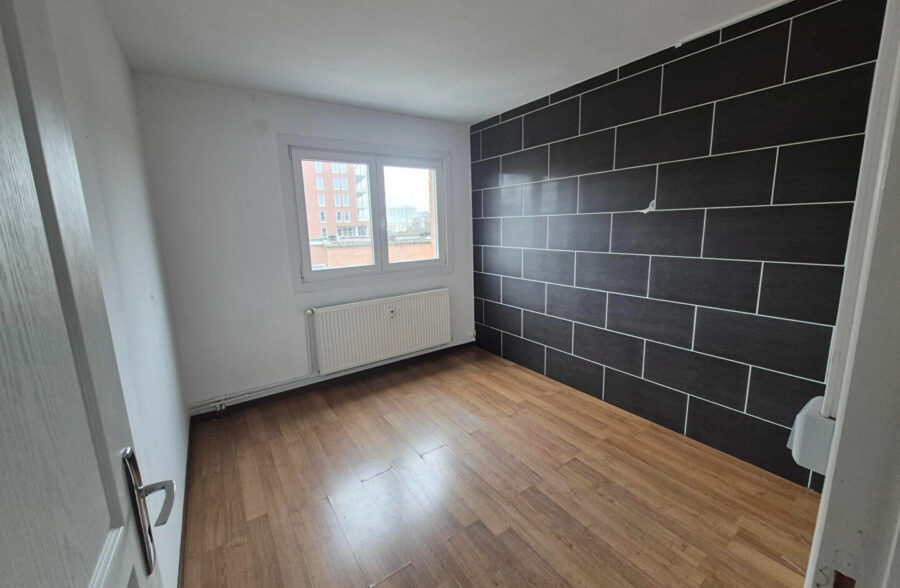 Appartement  4 pièce(s) 81.692 m2