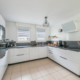 MAISON DE 97 M² AVEC GARAGE