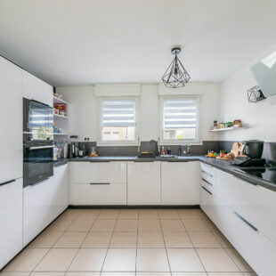 MAISON DE 97 M² AVEC GARAGE