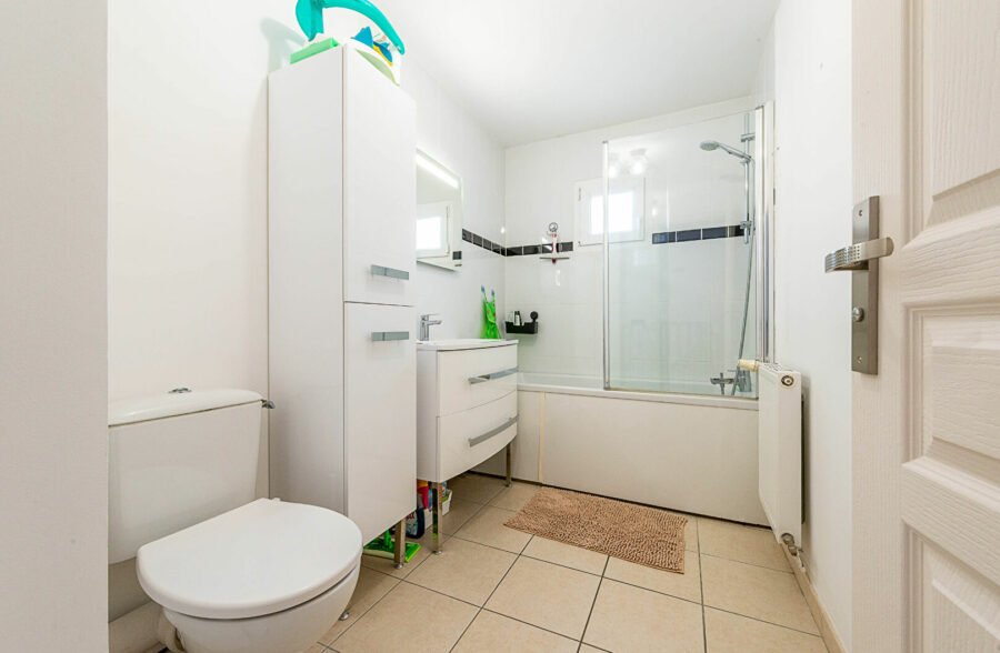 MAISON DE 97 M² AVEC GARAGE
