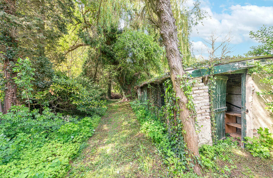Maison en semi plein pied sur 1363 m²