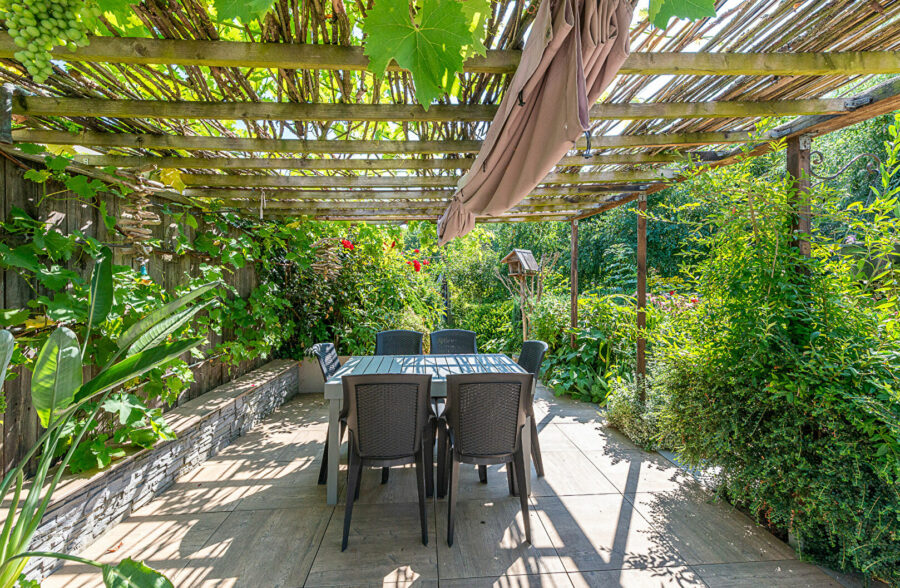 MAISON INDIVIDUELLE AVEC GARAGE