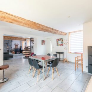 LONGERE SEMI PLAIN PIED DE 148 M²