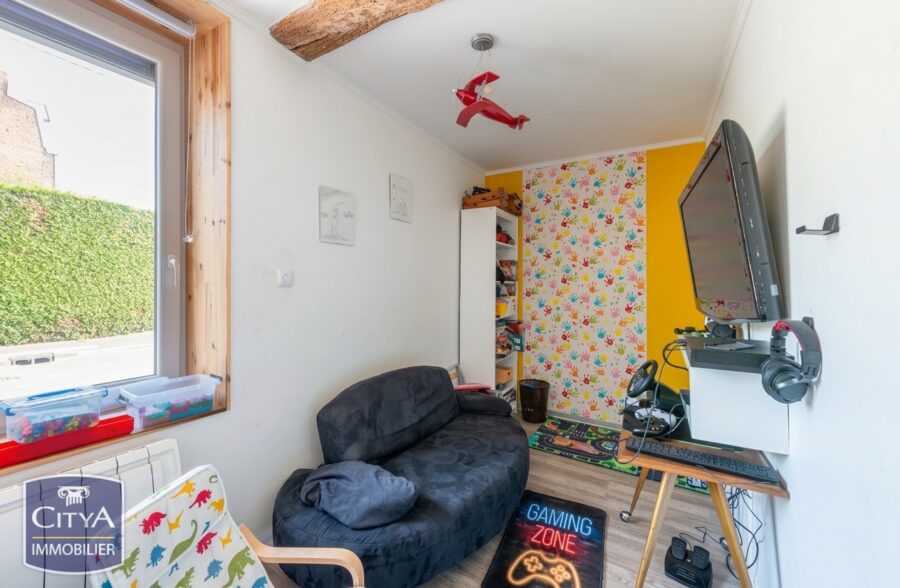 LONGERE SEMI PLAIN PIED DE 148 M²