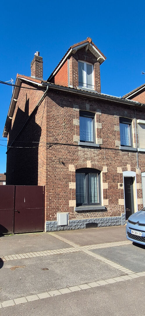 Maison Crespin 119 m² environ &nbsp;Sous offre&nbsp;