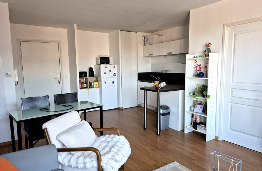 Appartement T2 Pérenchies avec garage et une cave