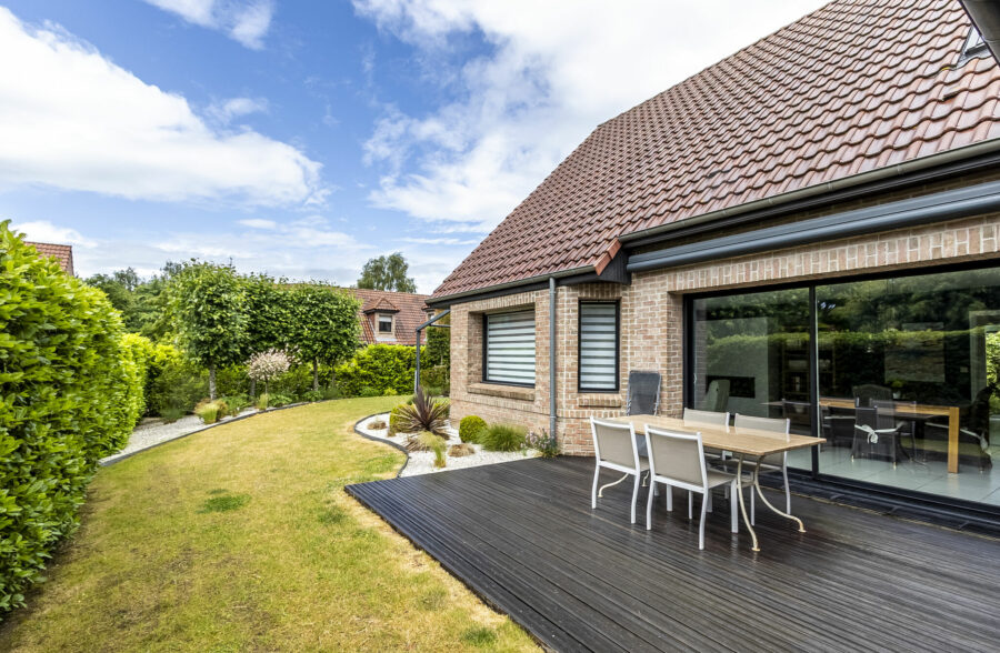 CAPINGHEM – Maison individuelle semi plain-pied – 205 m²