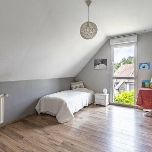 CAPINGHEM – Maison individuelle semi plain-pied – 205 m²