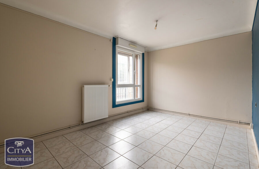 Appartement 4 pièces 74 m² · à Lille · 74,4 m² · 129 200 €
