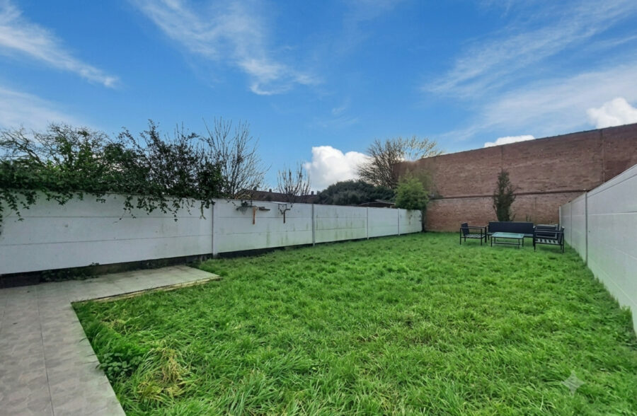 CITYA NORD DE FRANCE – MAISON SEMI-INDIVIDUELLE – GRAND GARAGE – GRAND JARDIN – APPARTEMENT INDÉPENDANT