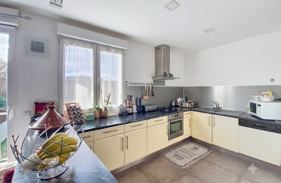 CITYA NORD DE FRANCE – MAISON SEMI-INDIVIDUELLE – GRAND GARAGE – GRAND JARDIN – APPARTEMENT INDÉPENDANT