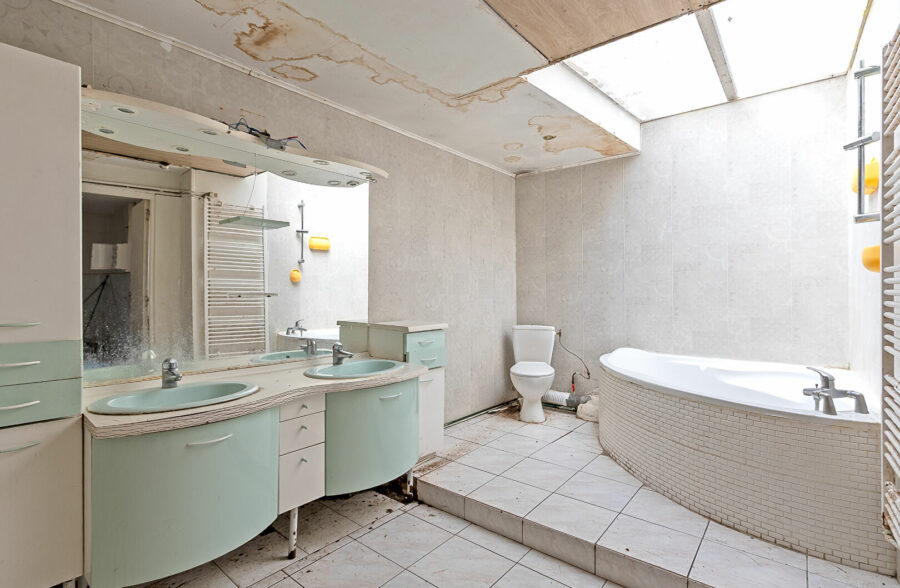 EXCLUSIVITÉ ! Maison 5 pièces de 130 m² ! Roubaix ! 89 900 € FAI !!!
