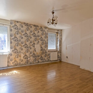 EXCLUSIVITÉ ! Maison 5 pièces de 130 m² ! Roubaix ! 89 900 € FAI !!!