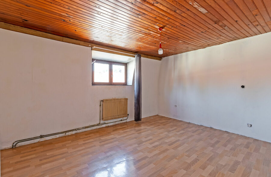 EXCLUSIVITÉ ! Maison 5 pièces de 130 m² ! Roubaix ! 89 900 € FAI !!!