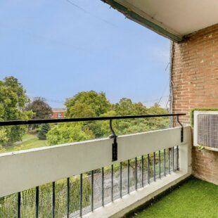 A VENDRE!! EN EXCLUSIVITE!! 75 000€ HAI!! APPARTEMENT T3, DEUX CHAMBRES + BALCON. ROUBAIX.