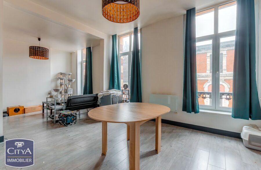 Appartement T3 de 69 m² ! Hyper Centre de Roubaix!! 119 000€ FAI!!
